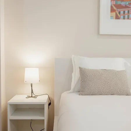 Trindade Deluxe By Hosty